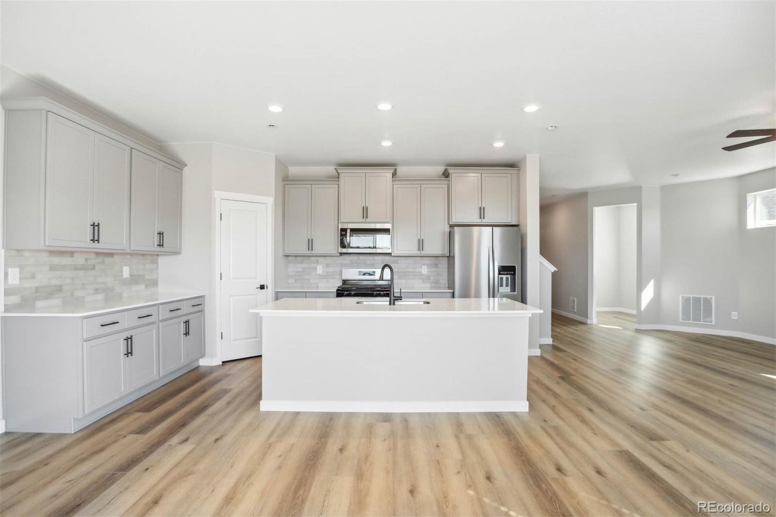 17893 E 94th Place