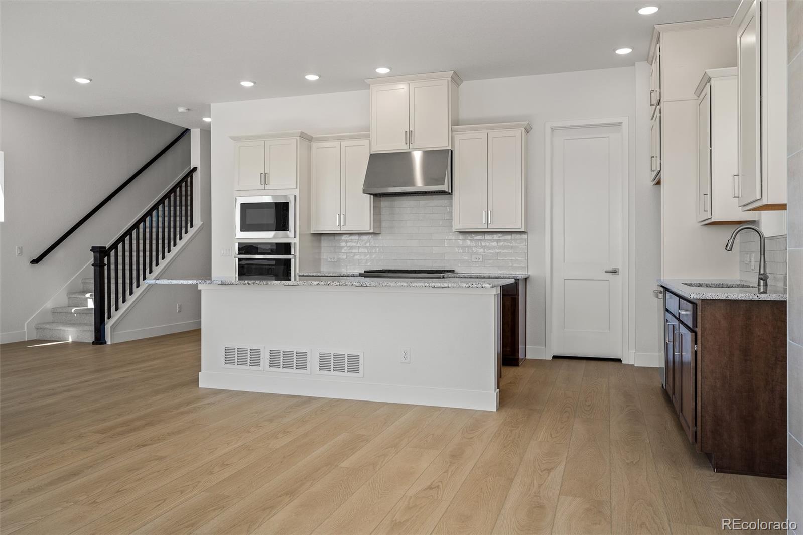 4555 Peak Crest View