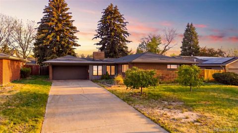 Photo of 613 S Oneida Way, Denver, CO 80224 (MLS # 6658866)
