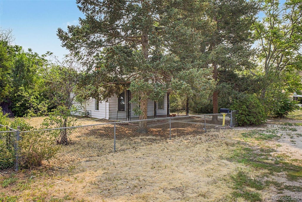 Photo of 1340 Chase Street, Denver, CO 80214 (MLS # 9741265)