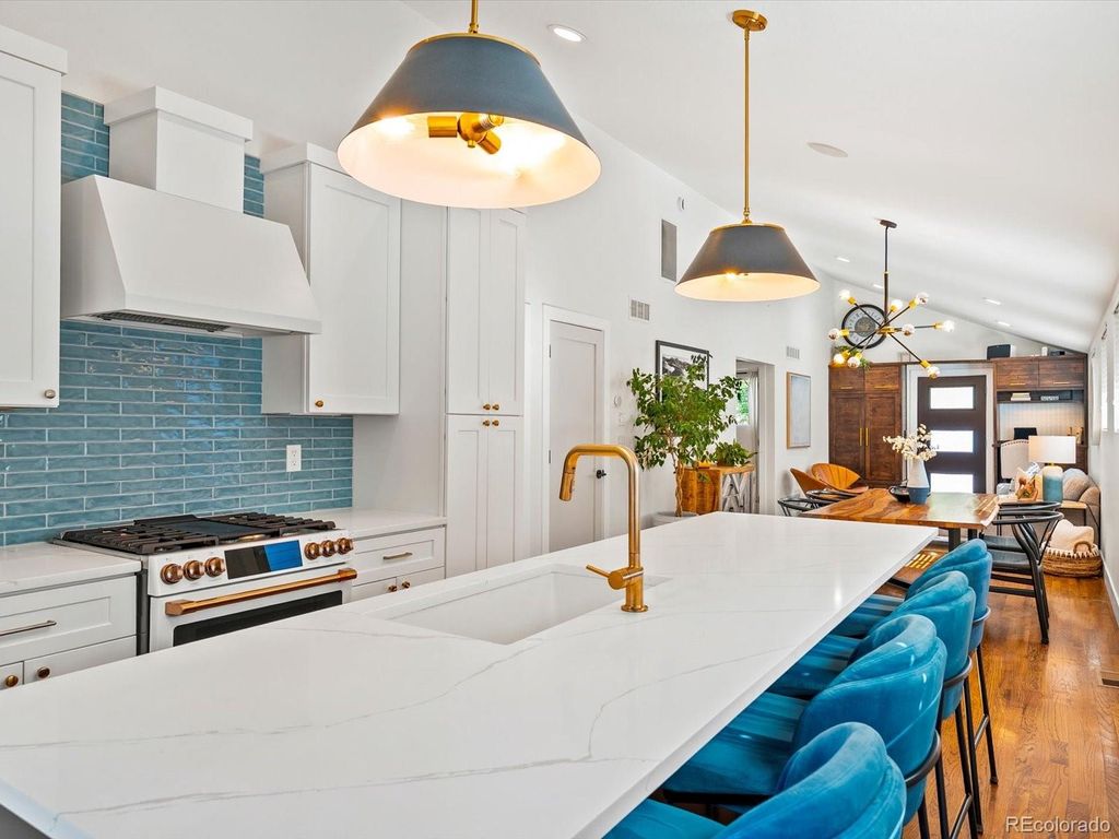 Photo of 2289 Hudson Street, Denver, CO 80207 (MLS # 1517691)