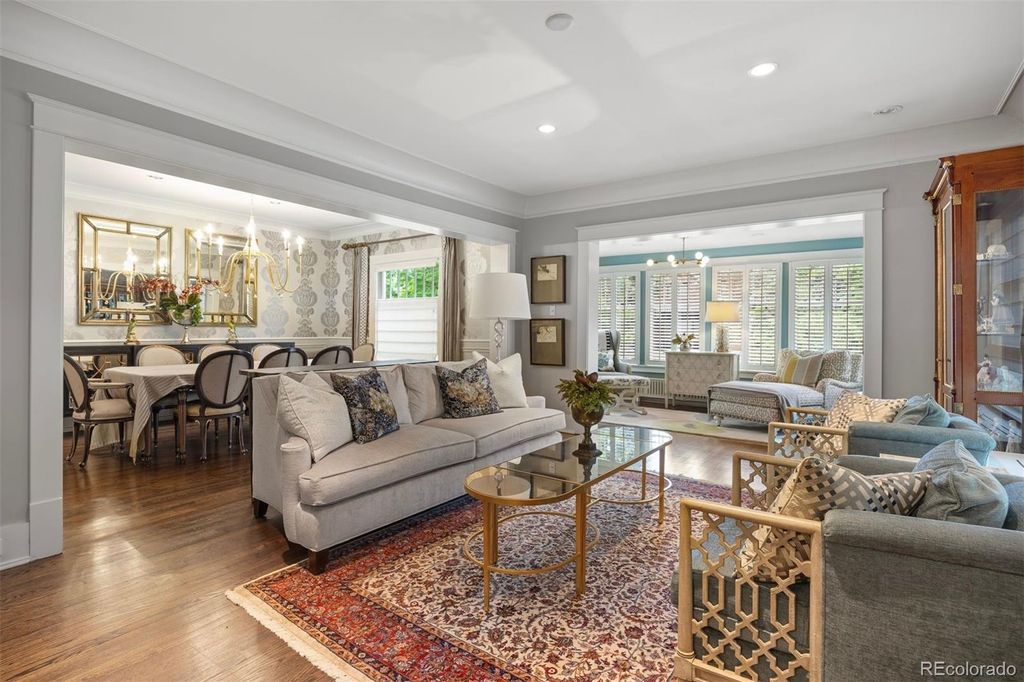Photo of 4535 E Montview Boulevard, Denver, CO 80207 (MLS # 3957249)