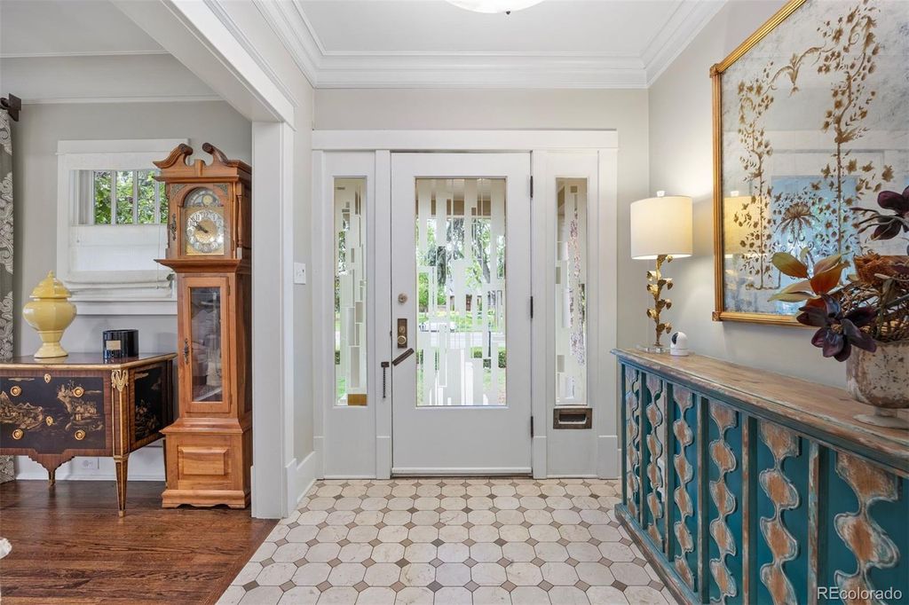 Photo of 4535 E Montview Boulevard, Denver, CO 80207 (MLS # 3957249)