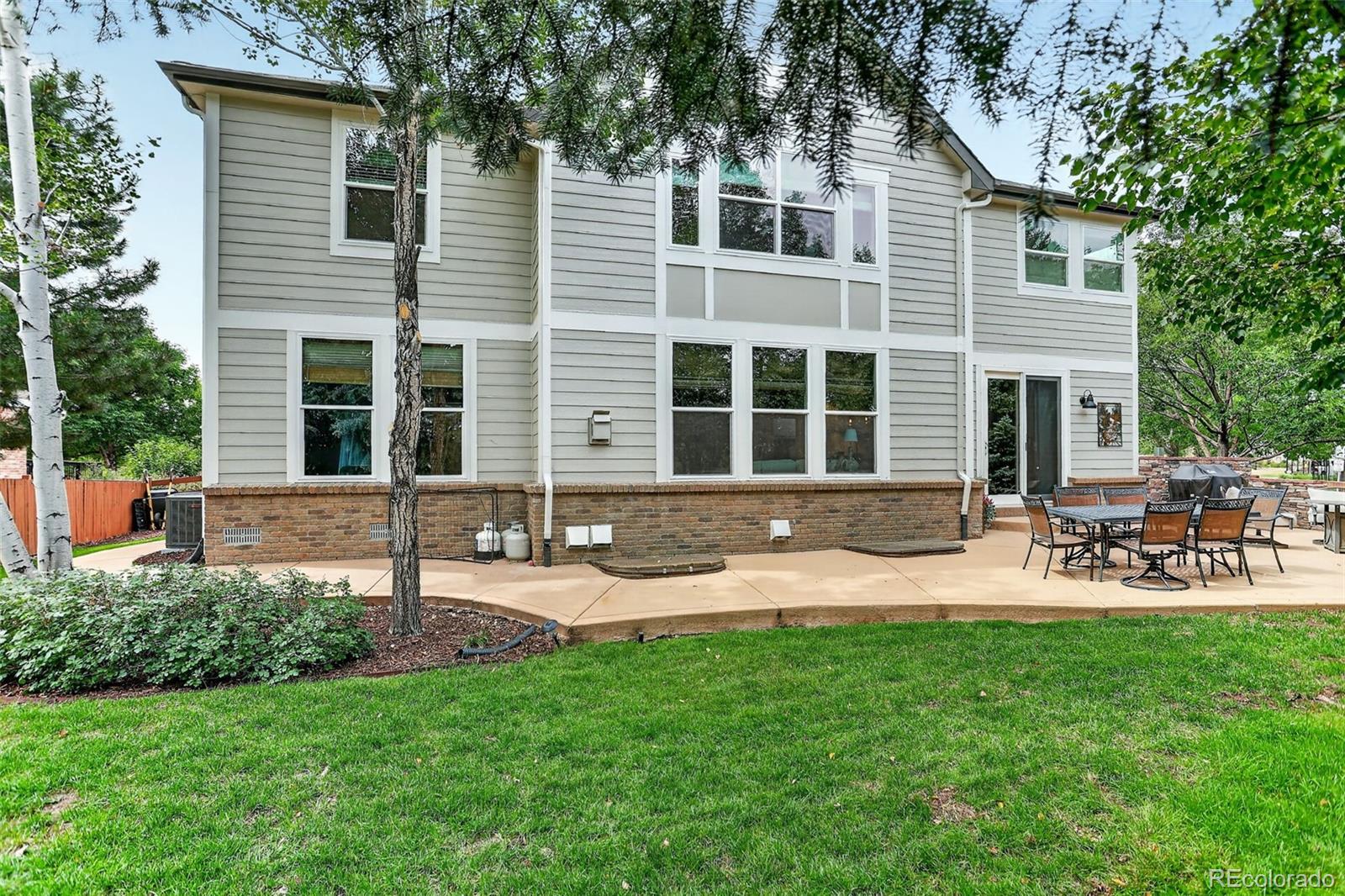 13892 Fox Ridge Drive