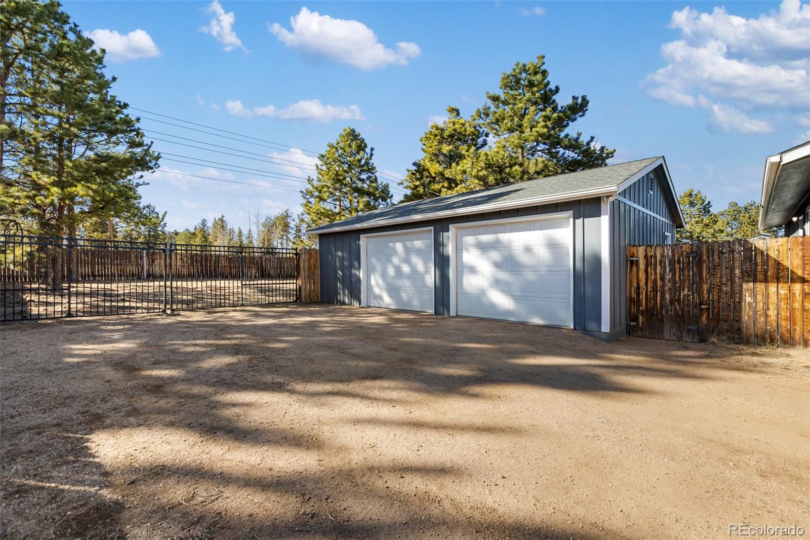 1220 Sundance Street