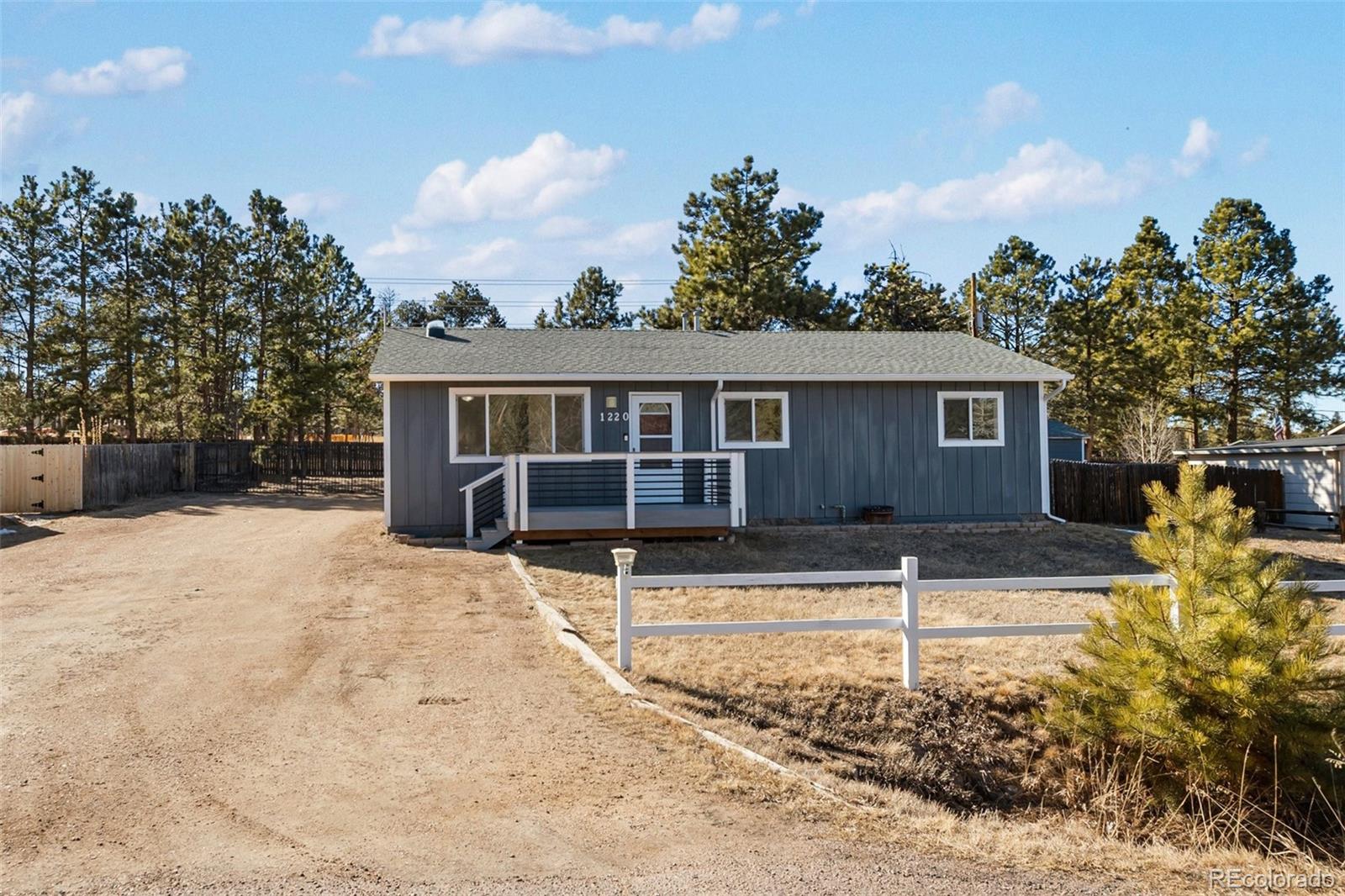 1220 Sundance Street