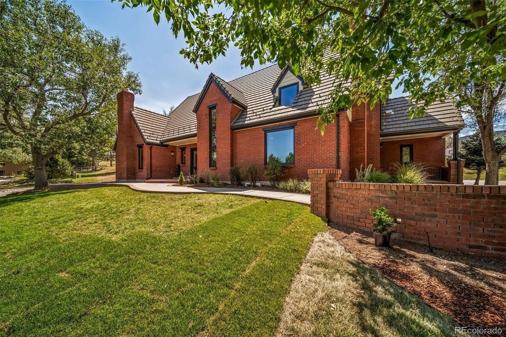 Photo of 22 N Ranch Road, Littleton, CO 80127 (MLS # 5225334)
