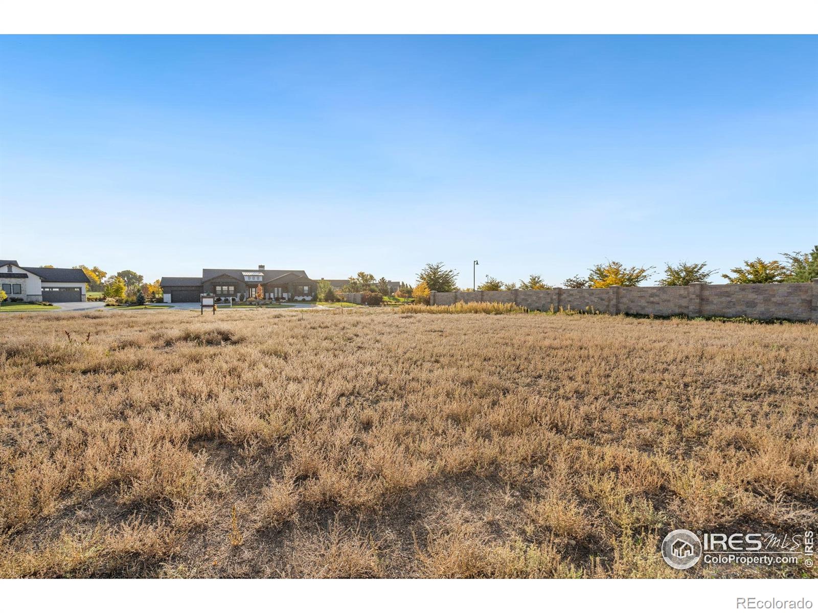 4293 Mountain Shadow Way