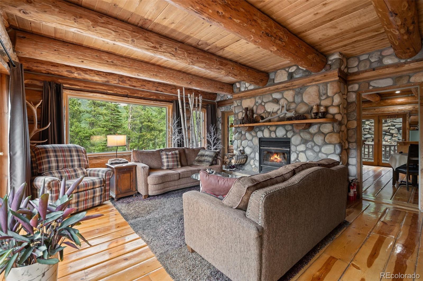 336 Crest Drive