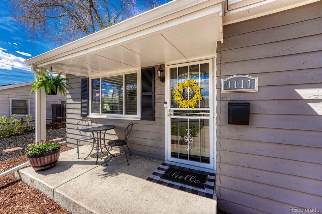 Photo of 1111 S Perry Street, Denver, CO 80219 (MLS # 4335965)