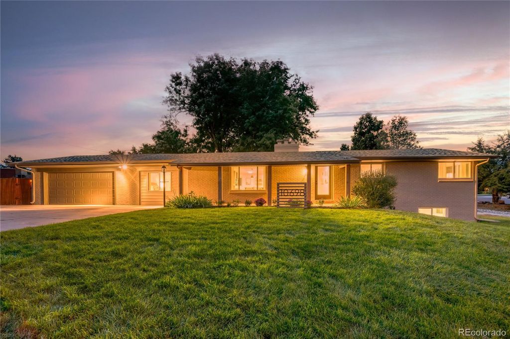 Photo of 10698 W 26th Avenue, Lakewood, CO 80215 (MLS # 6881480)
