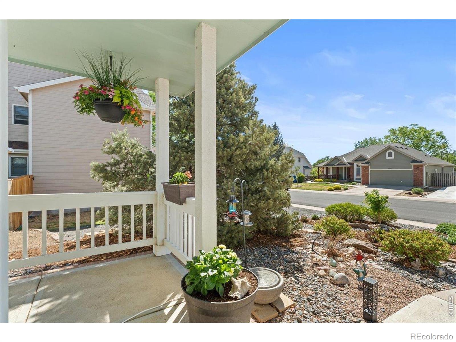 2801 Blue Leaf Drive