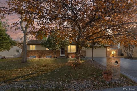 Photo of 804 Oakwood Drive, Castle Rock, CO 80104 (MLS # 7824030)