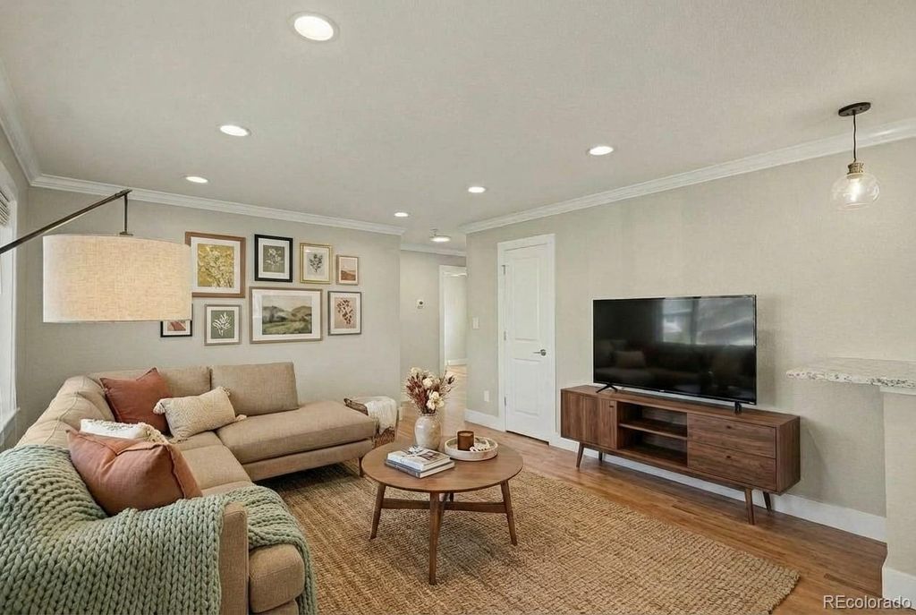 Photo of 2580 S Perry Street, Denver, CO 80219 (MLS # 4204037)