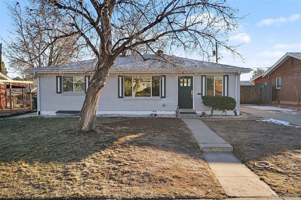 Photo of 2580 S Perry Street, Denver, CO 80219 (MLS # 4204037)