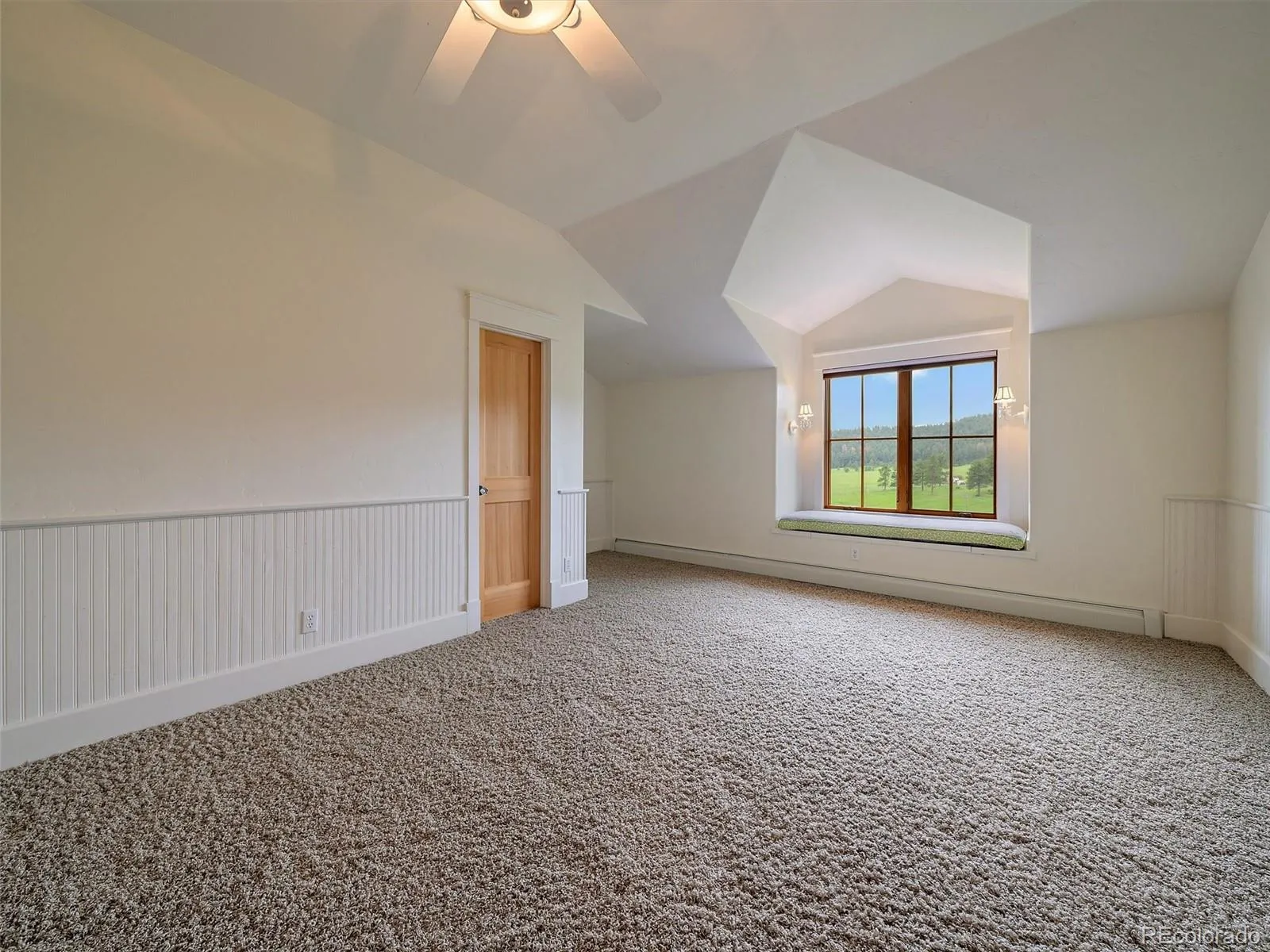 Evergreen, Colorado 80439, United States, 5 Bedrooms Bedrooms, ,4 BathroomsBathrooms,Residential,Active,155485