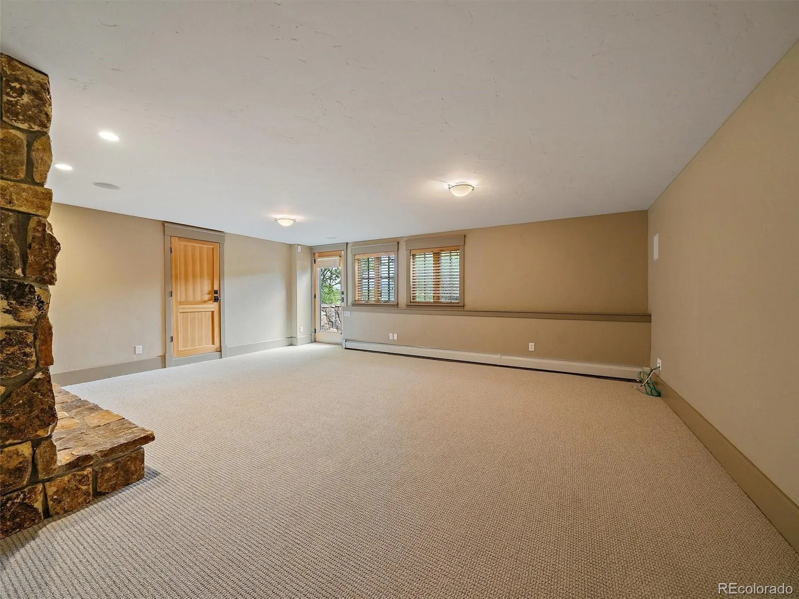 Evergreen, Colorado 80439, United States, 5 Bedrooms Bedrooms, ,4 BathroomsBathrooms,Residential,Active,155485