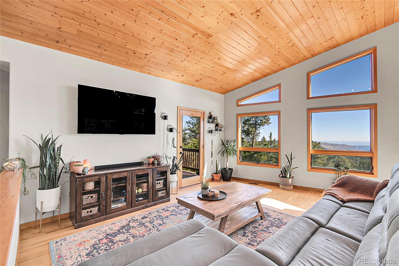 13382 Riley Peak Road