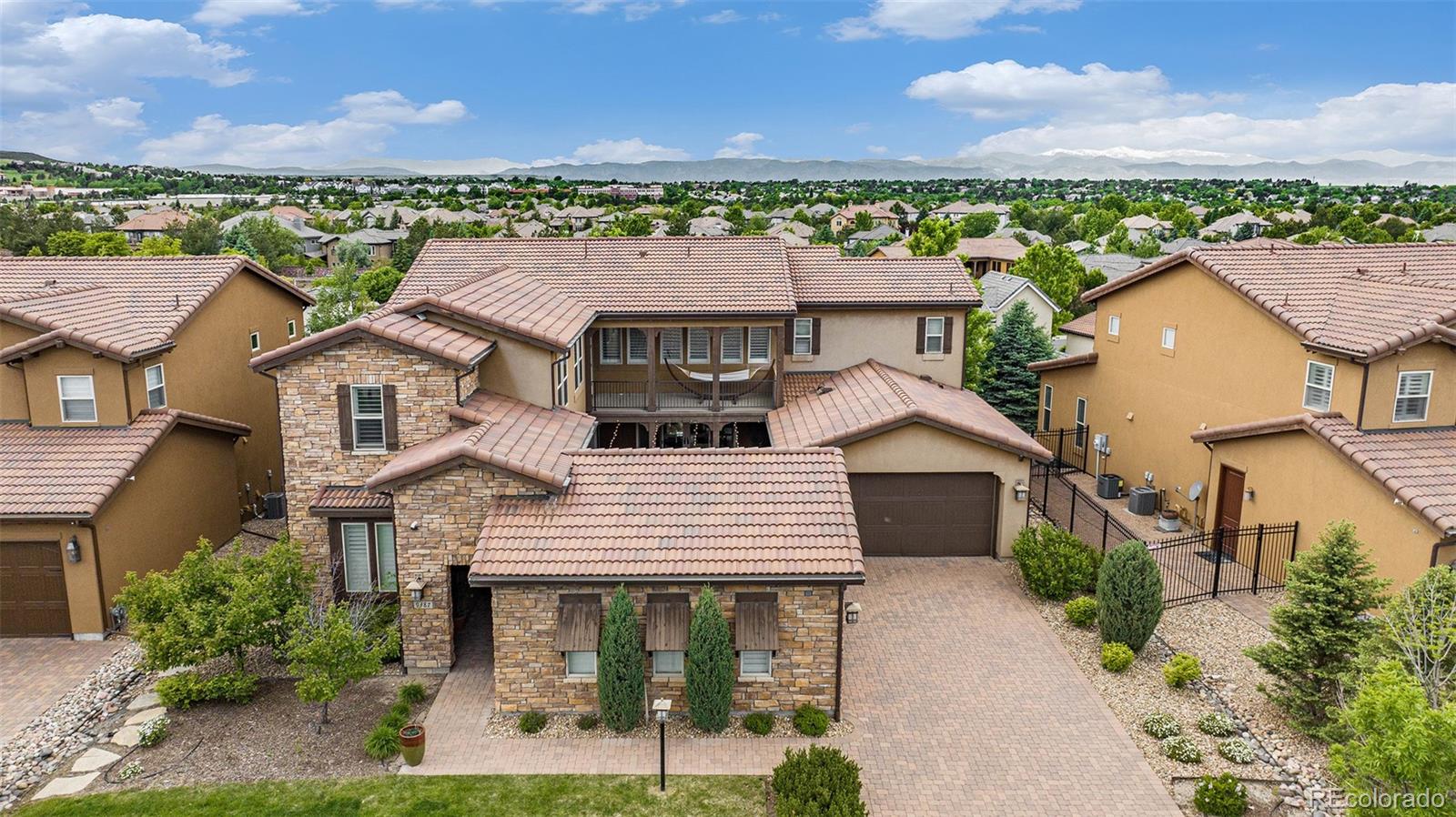 9487 Winding Hill Way