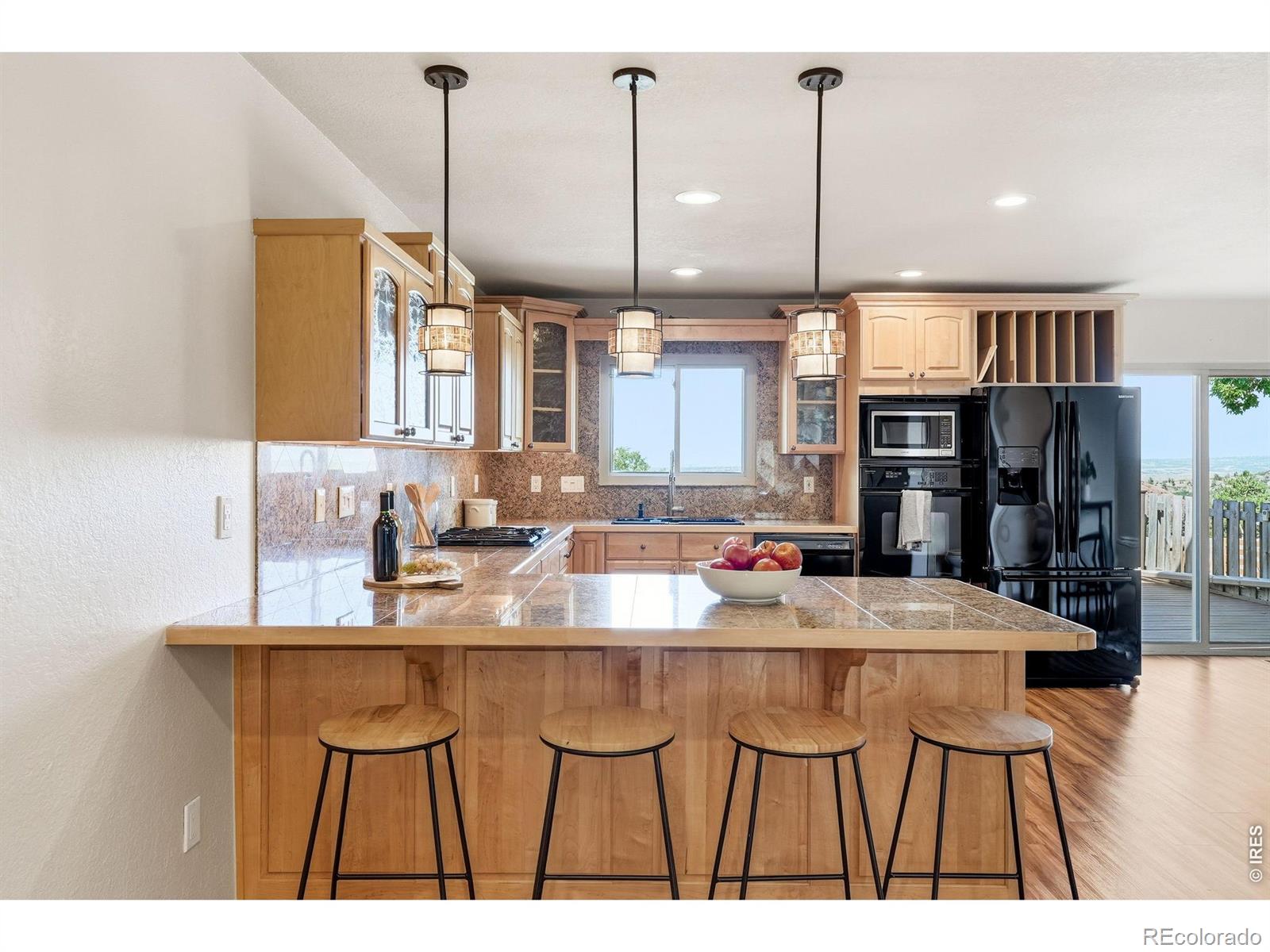 6846 Surrey Trail