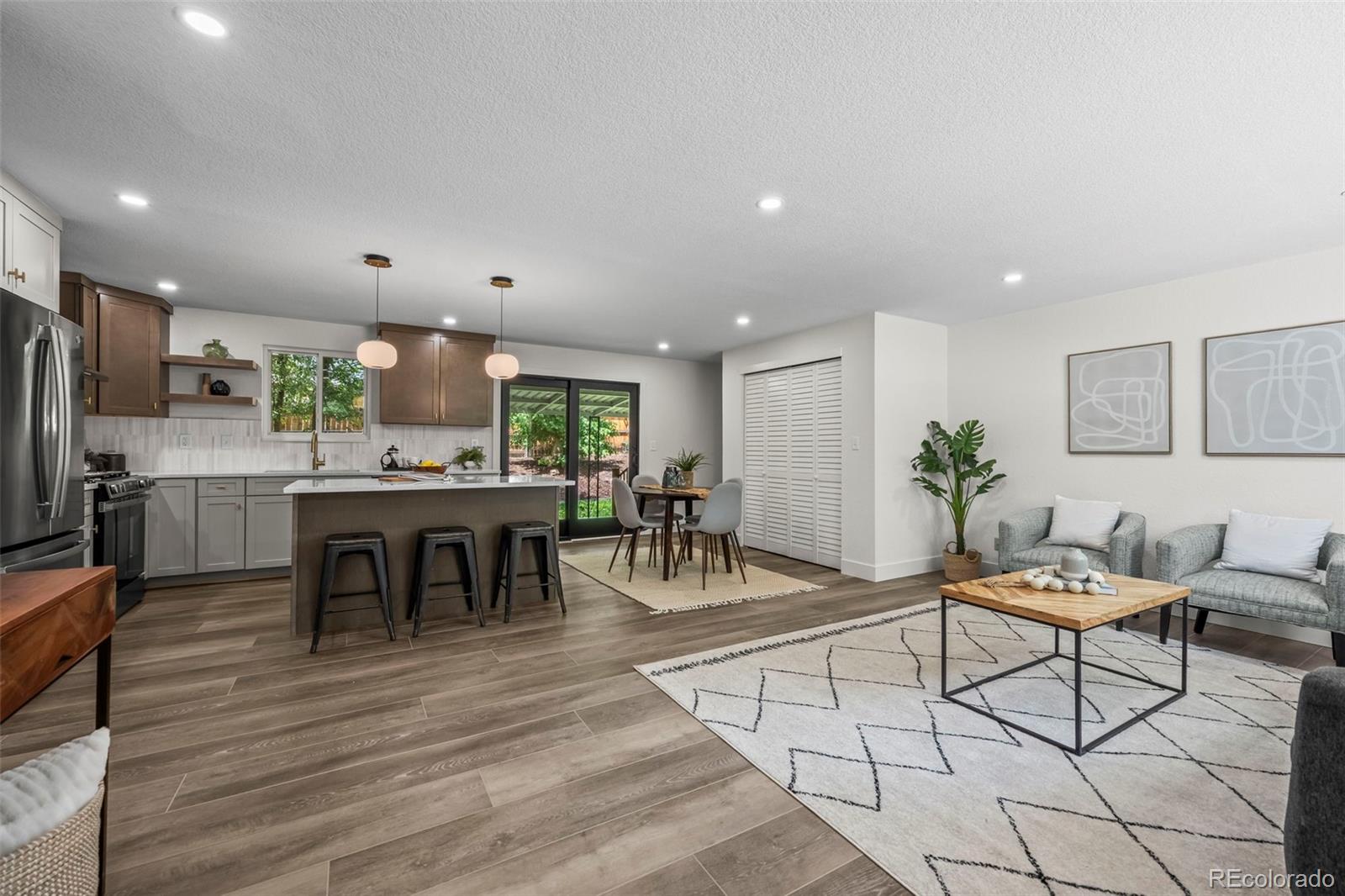 10067 W 68th Place