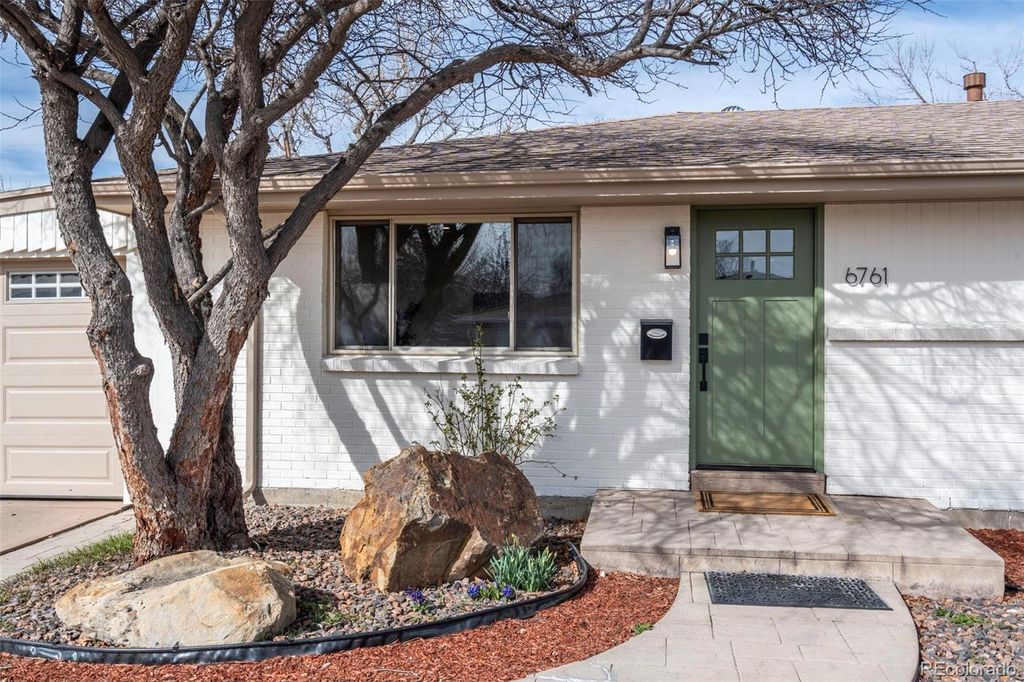 Photo of 6761 Harlan Street, Arvada, CO 80003 (MLS # 5385328)