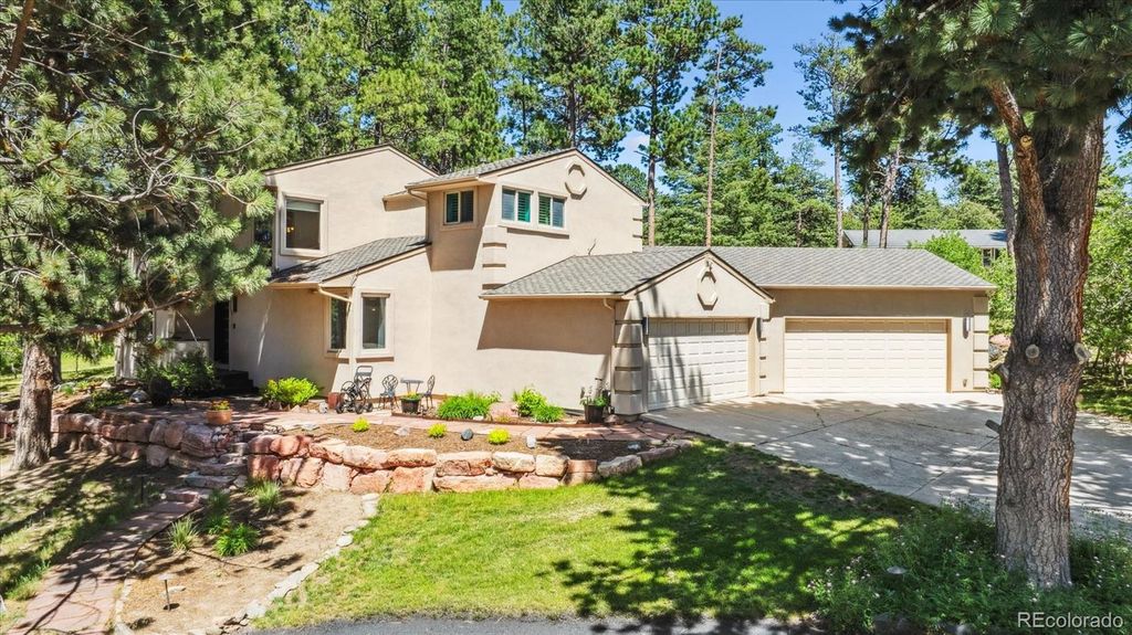 Photo of 18971 Shadowood Drive, Monument, CO 80132 (MLS # 9802270)