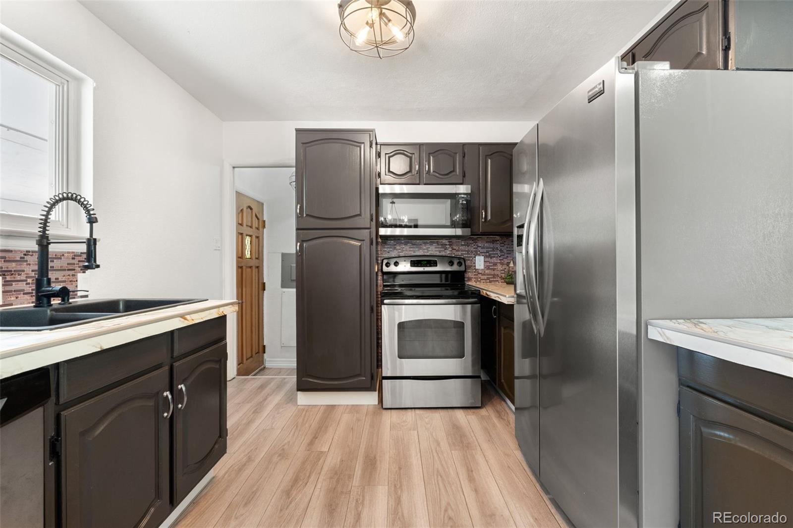 1120 Dakin Street, Denver, CO, 80221 4 1120 Dakin Street