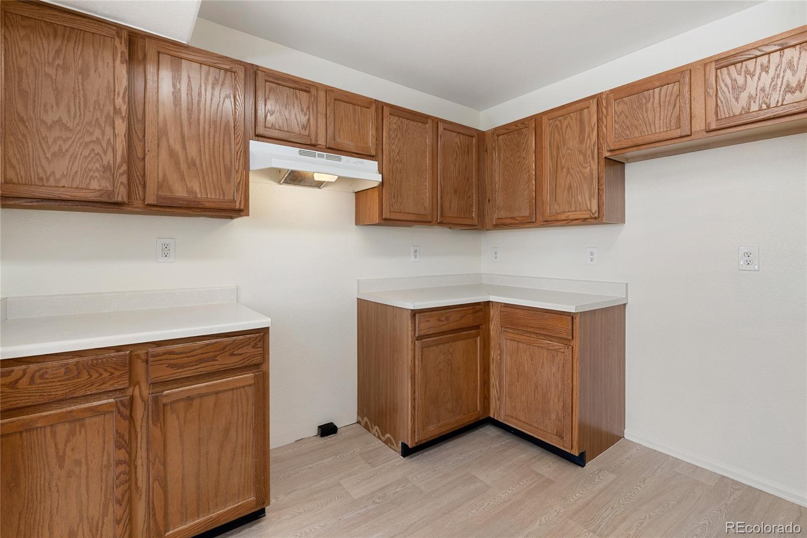 1276 S Zeno Circle E