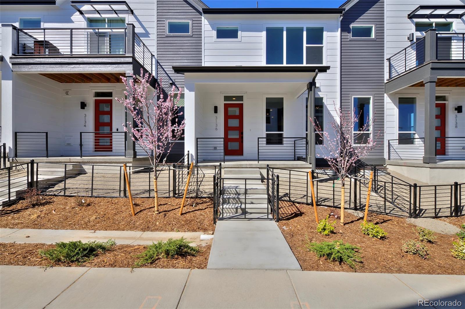 3136 W Bonfils Place