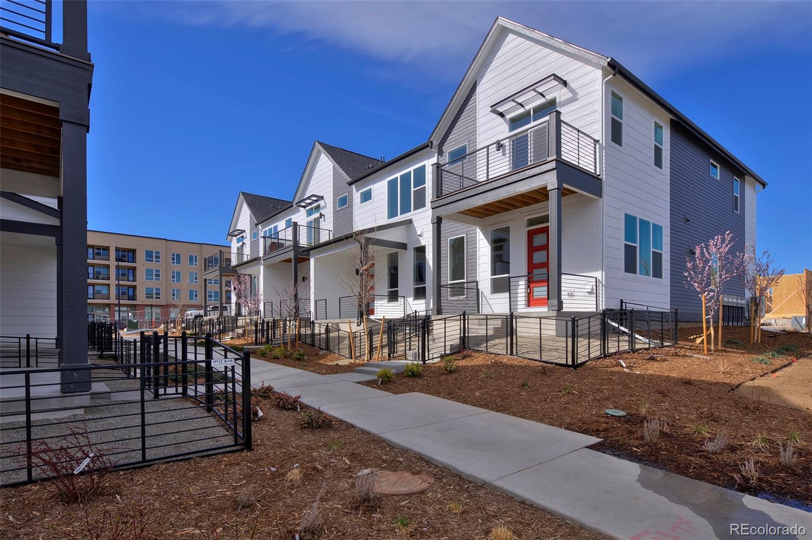 3136 W Bonfils Place
