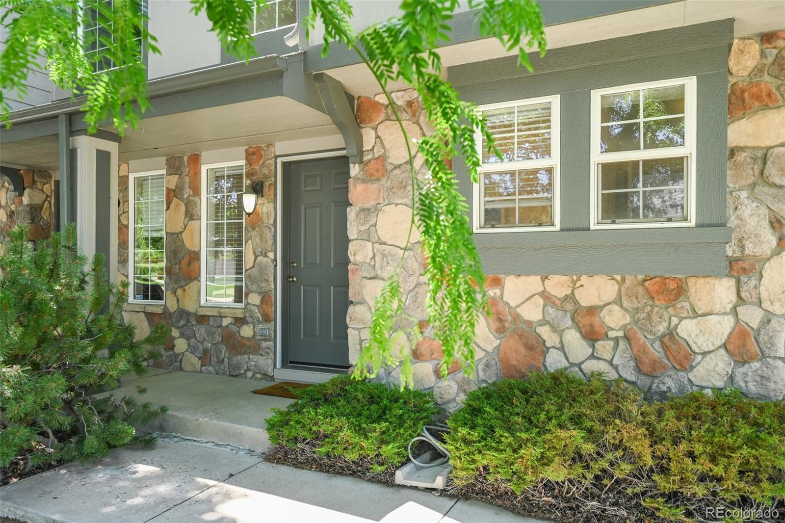 10223 Vine Court