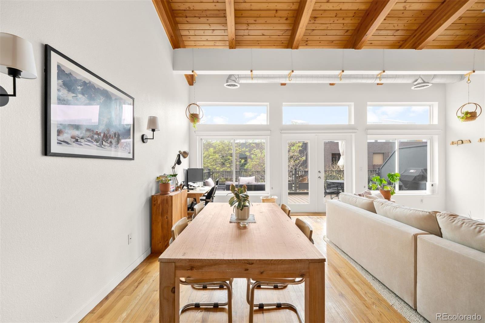 3240 Tejon Street 201