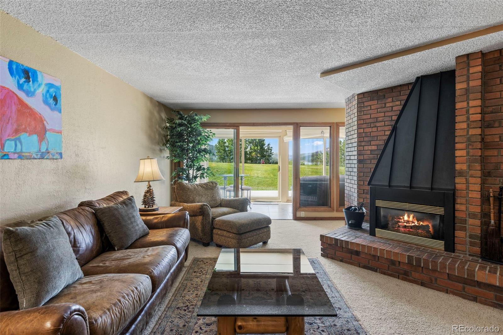 413 W La Bonte Street 102