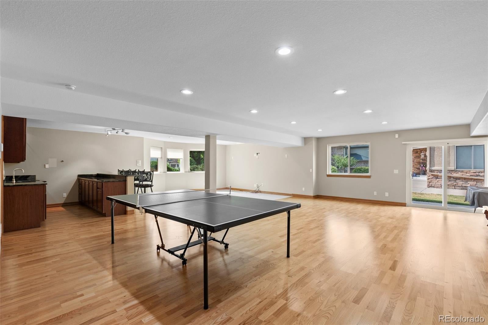 3240 Iris Court