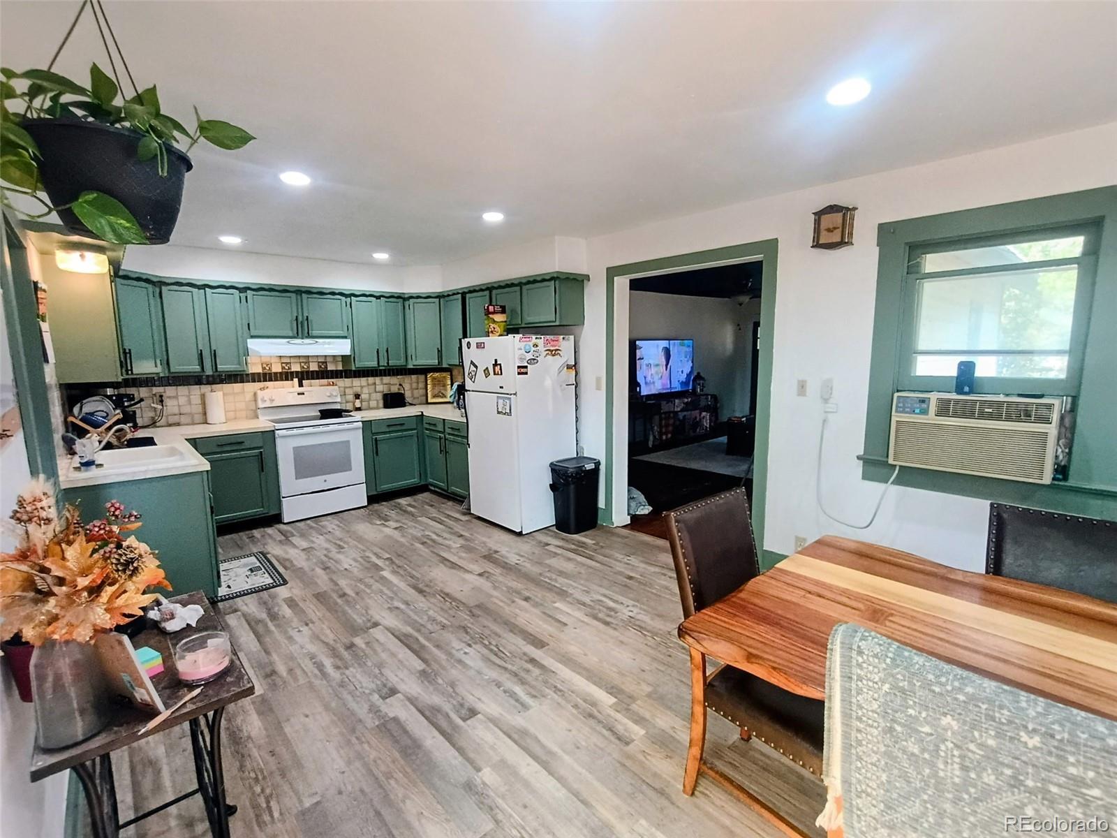 506 8th Street