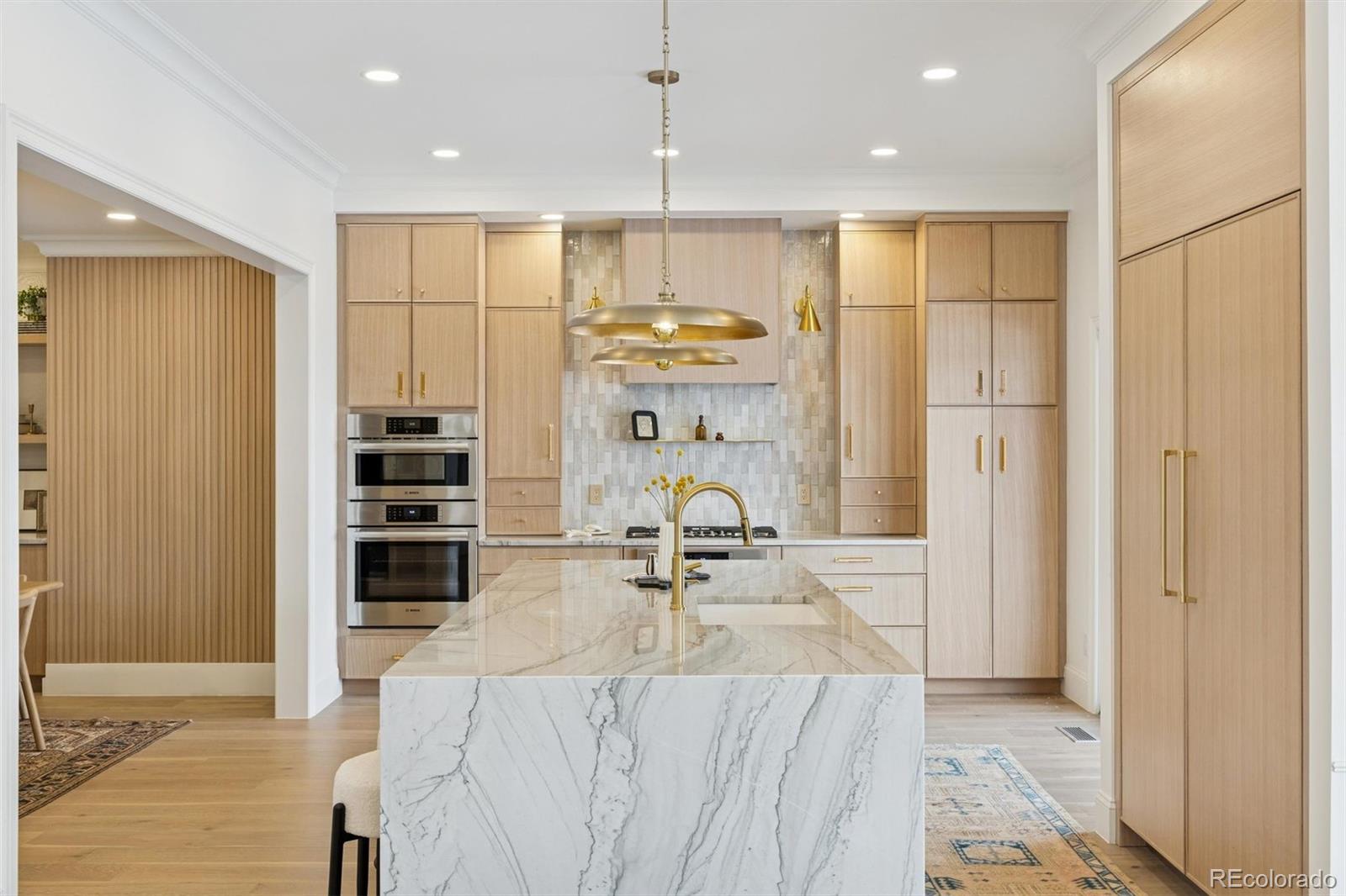 2552 E Alameda Avenue 47