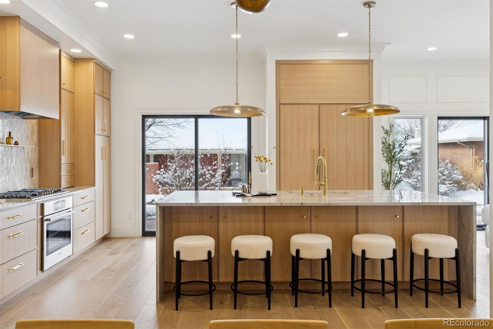 2552 E Alameda Avenue 47