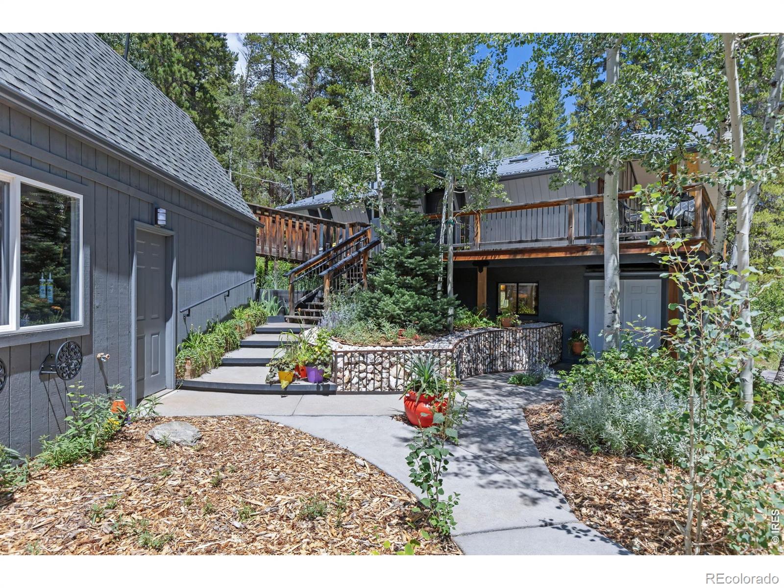 415 Upper Travis Gulch Road