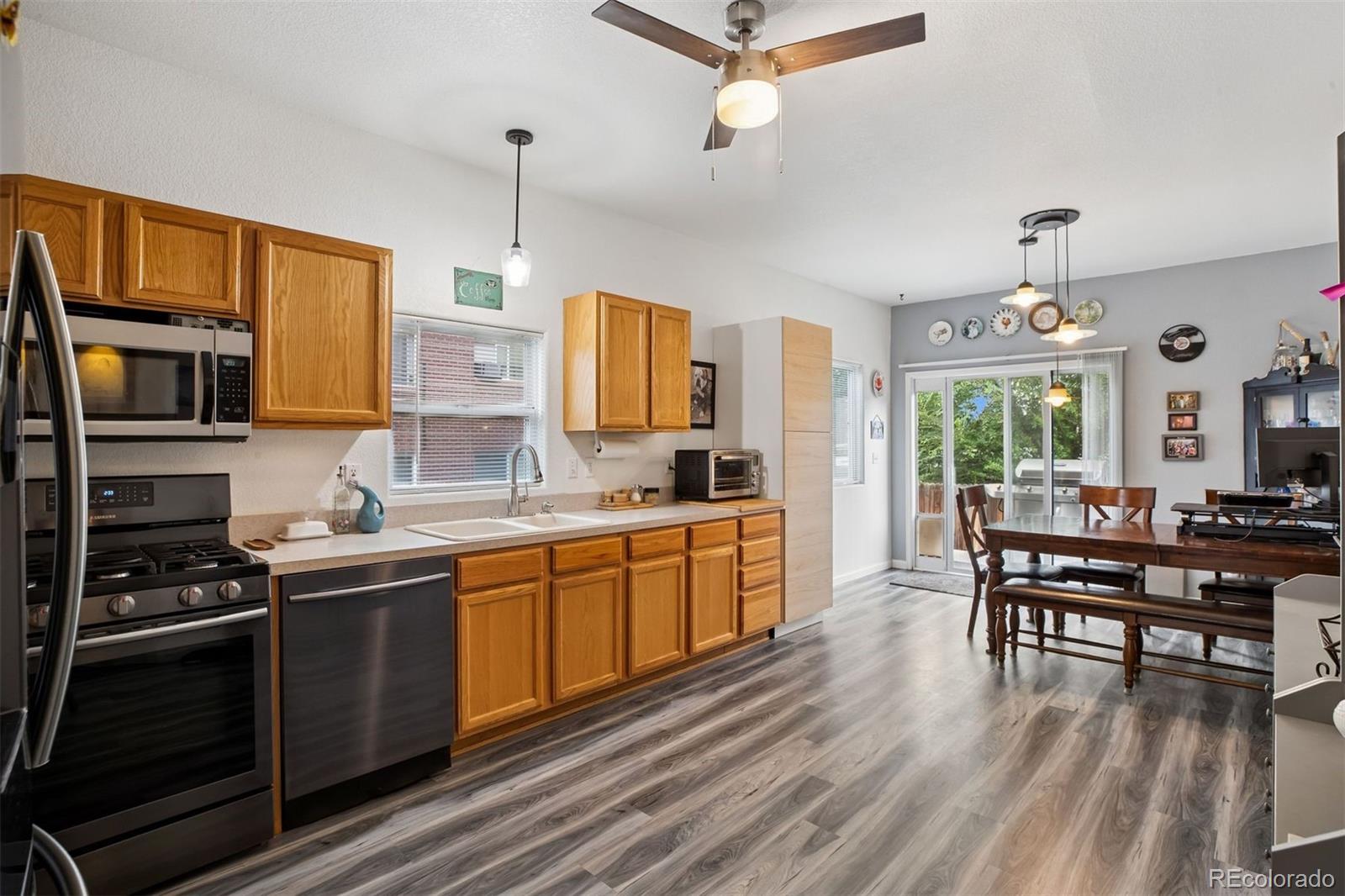 6735-6733-6731 W 37th Place