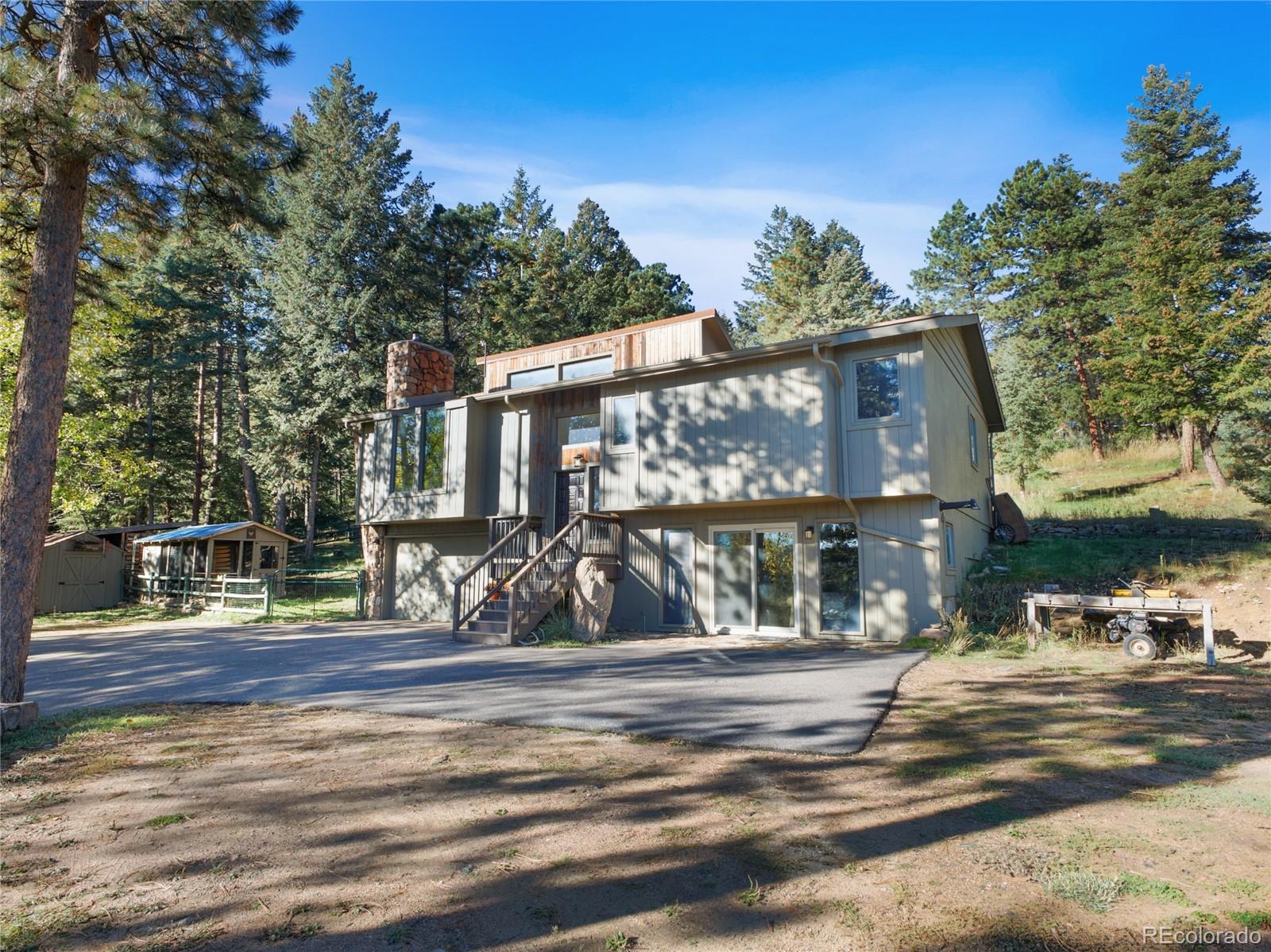 6573 Iroquois Trail