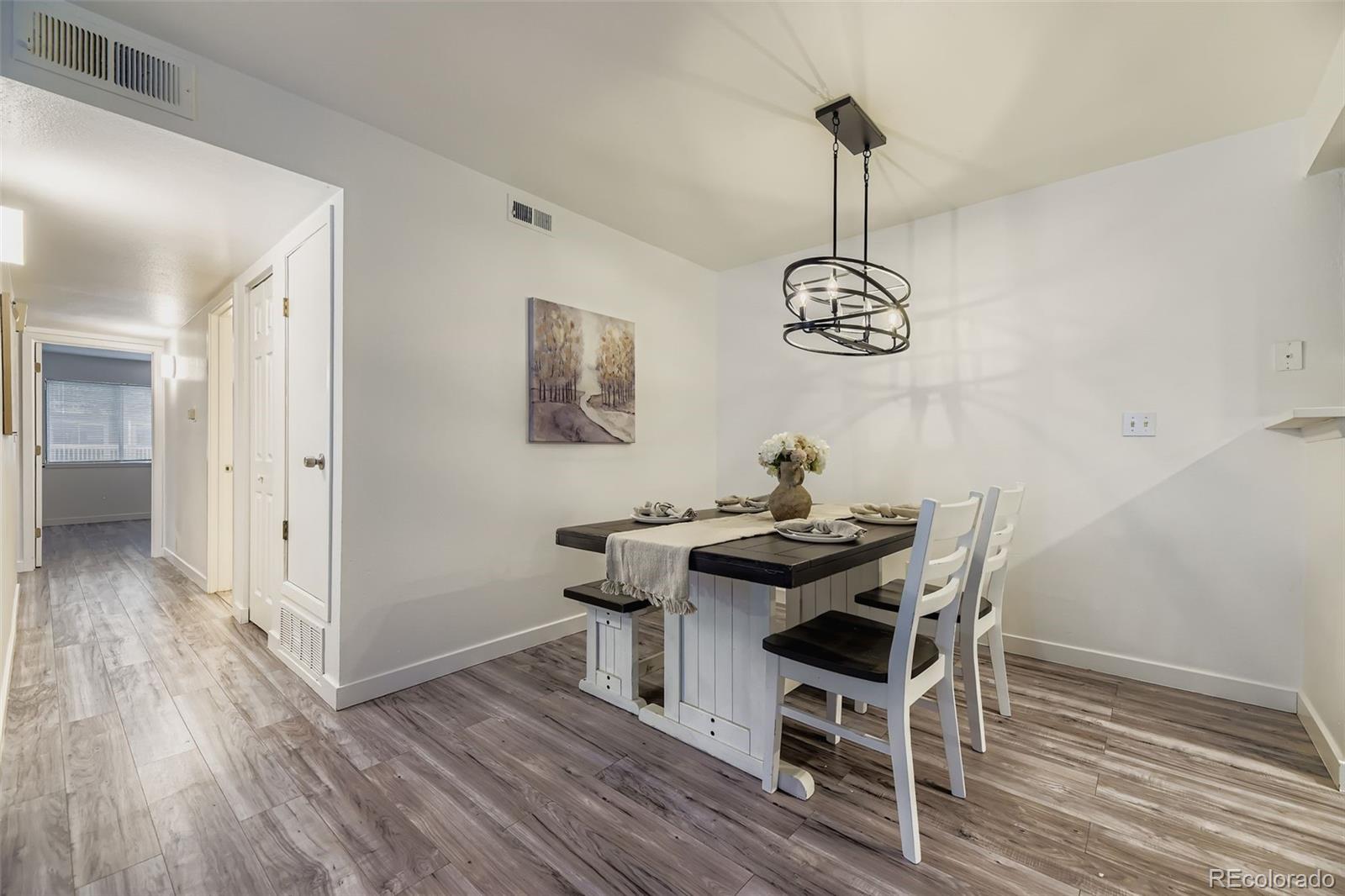 18003 E Ohio Avenue 102