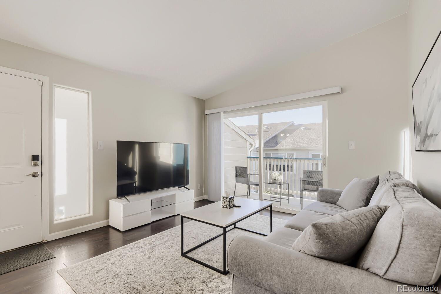 3855 Canyon Ranch Road 202, Highlands Ranch, CO, 80126 3855 Canyon Ranch Road 202