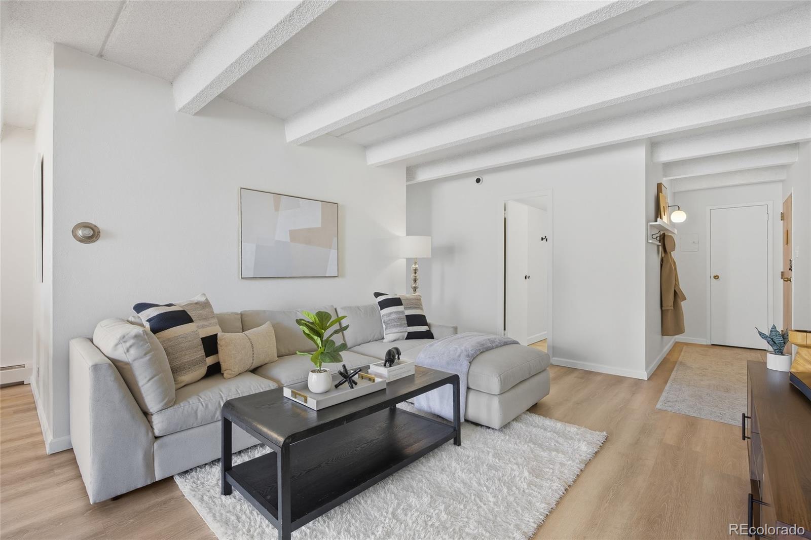 4801 E 9th Avenue 209S