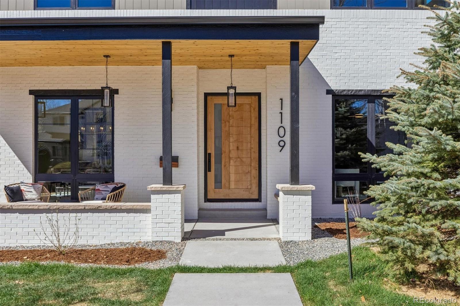 1109 S Clayton Street