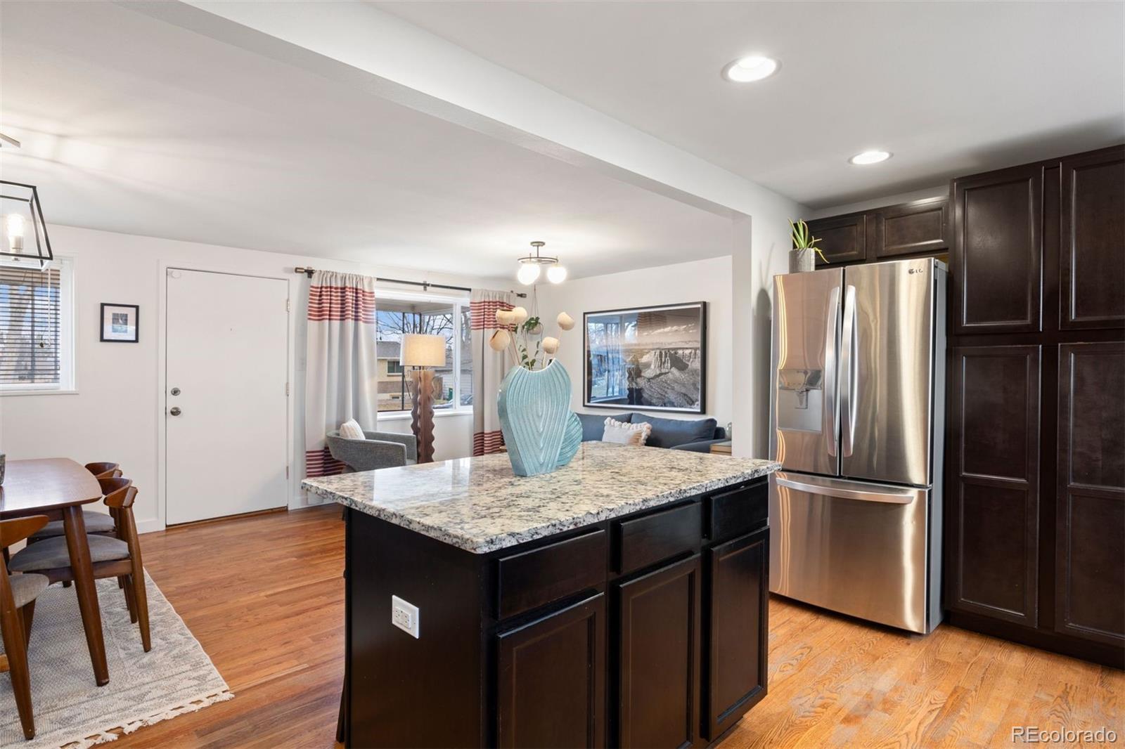 1126 W Princeton Place