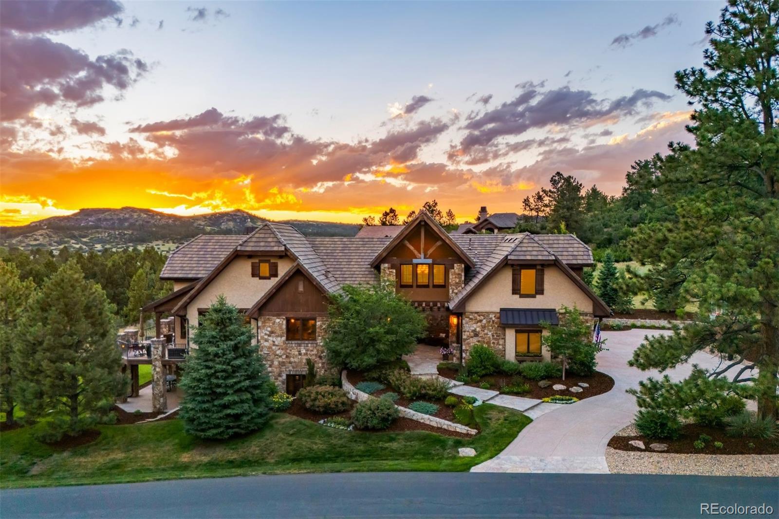 83 Castle Pines Drive N