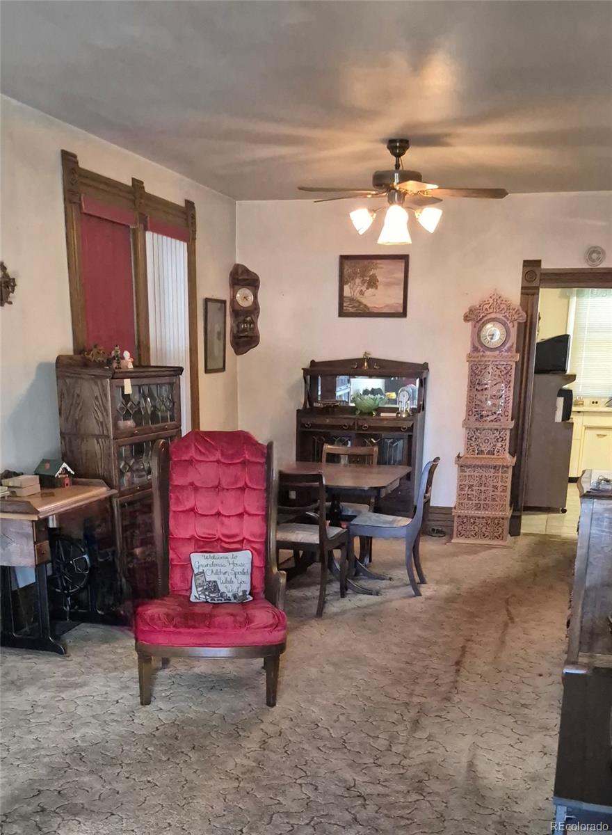 3927 Kalamath Street