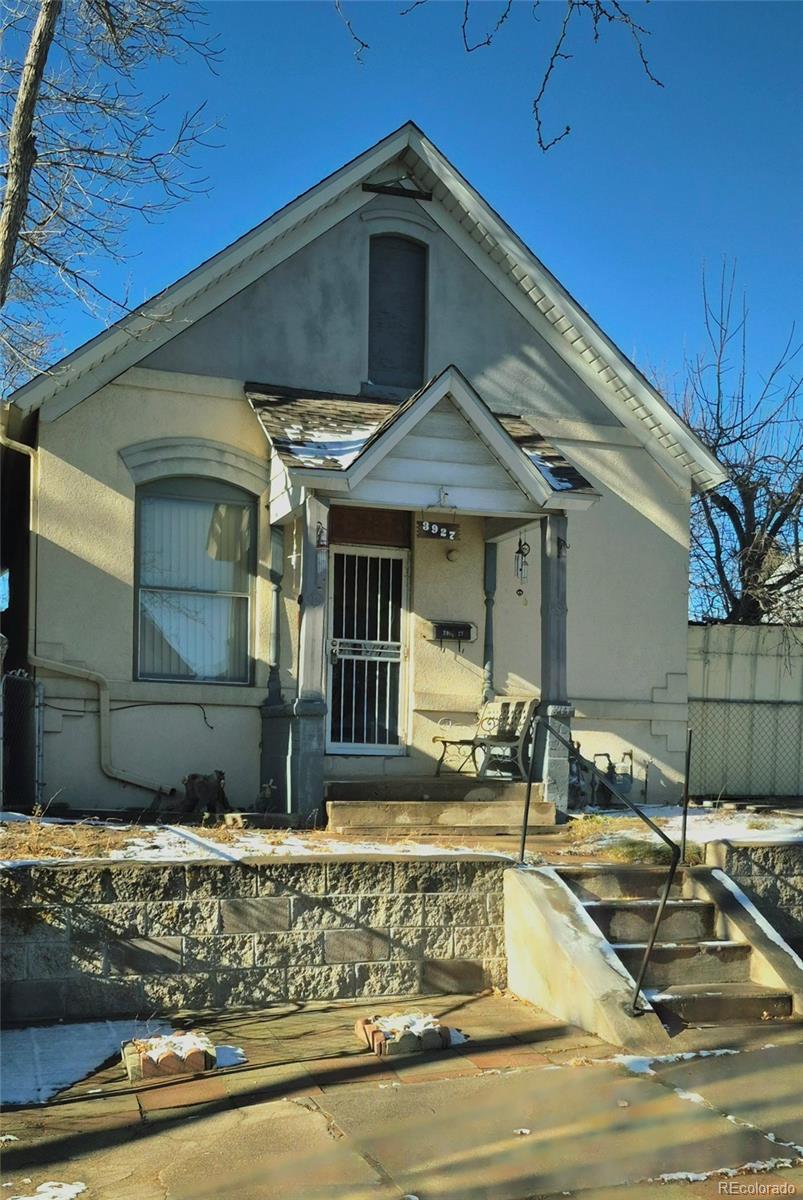 3927 Kalamath Street