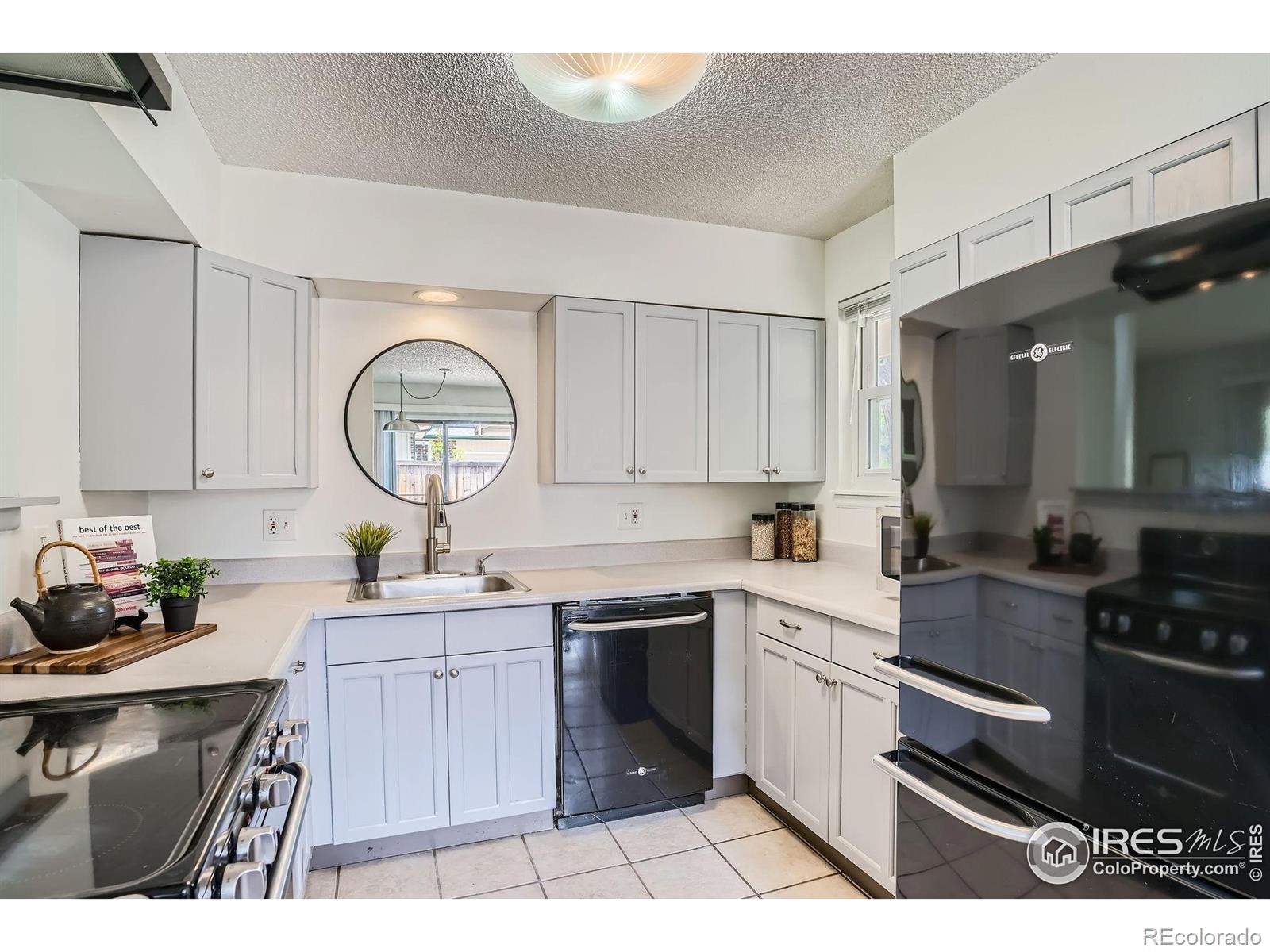 490 E Sutton Circle, Lafayette, CO, 80026 2 490 E Sutton Circle